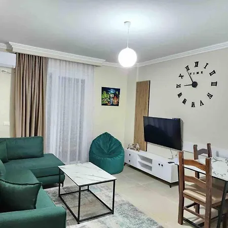 4 Seasons Apartment